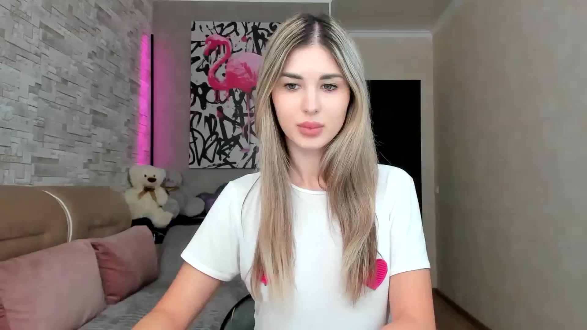 Gallery image thumbnail from Mexika's myfreecams stream on, 08/07/2023, 16:37 image 1 of 20