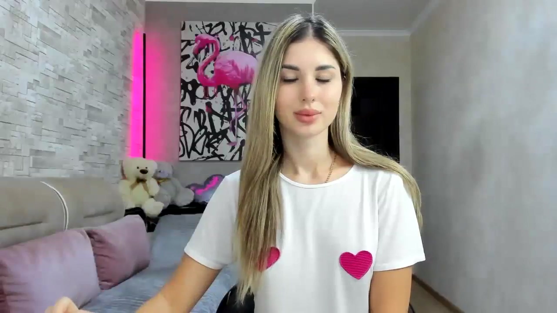 Gallery image thumbnail from Mexika's myfreecams stream on, 08/07/2023, 16:37 image 10 of 20