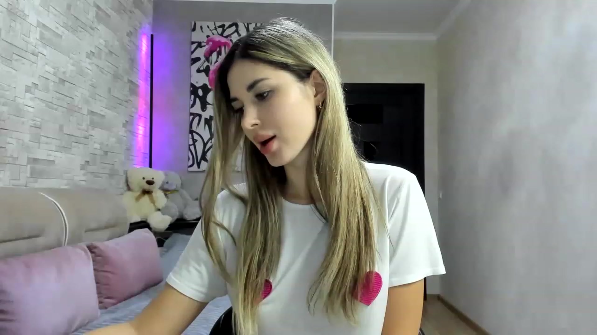 Gallery image thumbnail from Mexika's myfreecams stream on, 08/07/2023, 21:28 image 11 of 20
