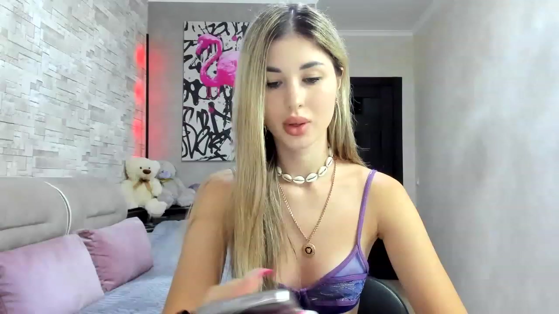 Gallery image thumbnail from Mexika's myfreecams stream on, 08/08/2023, 14:34 image 4 of 20