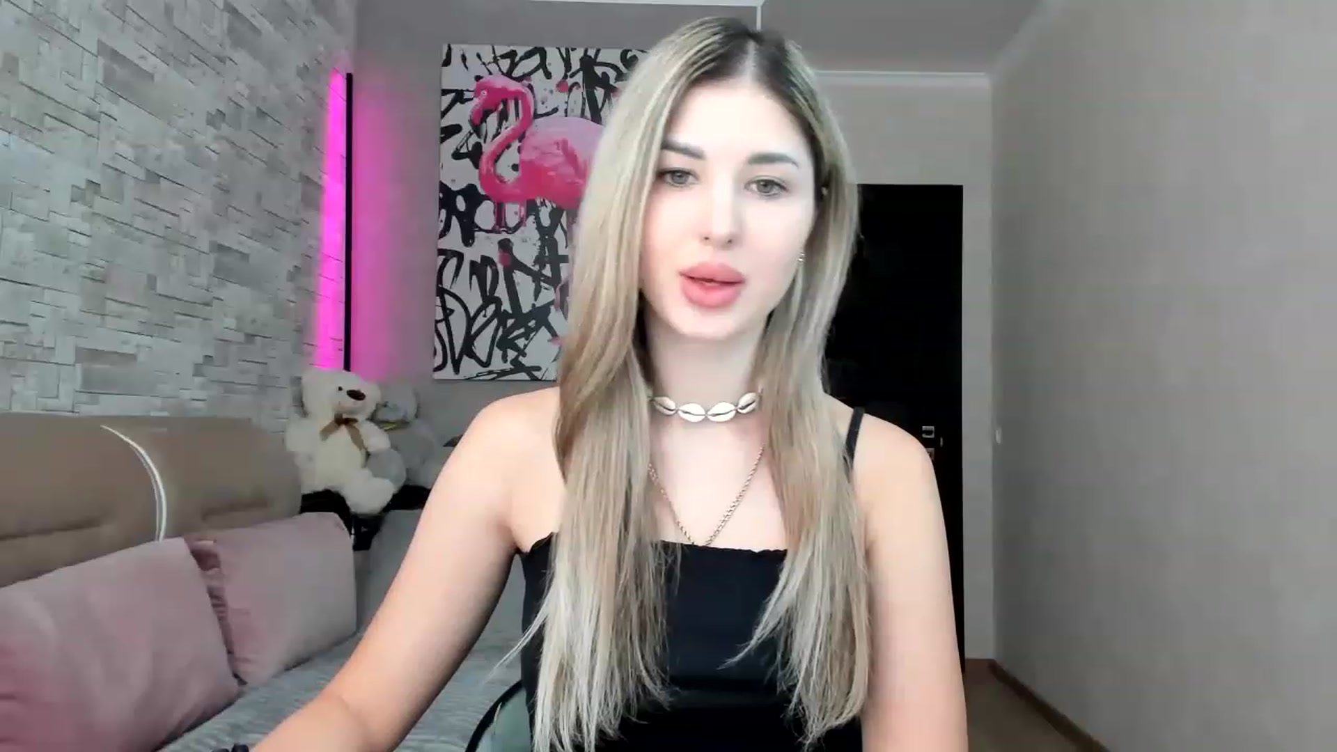 Gallery image thumbnail from Mexika's myfreecams stream on, 08/13/2023, 14:21 image 8 of 20