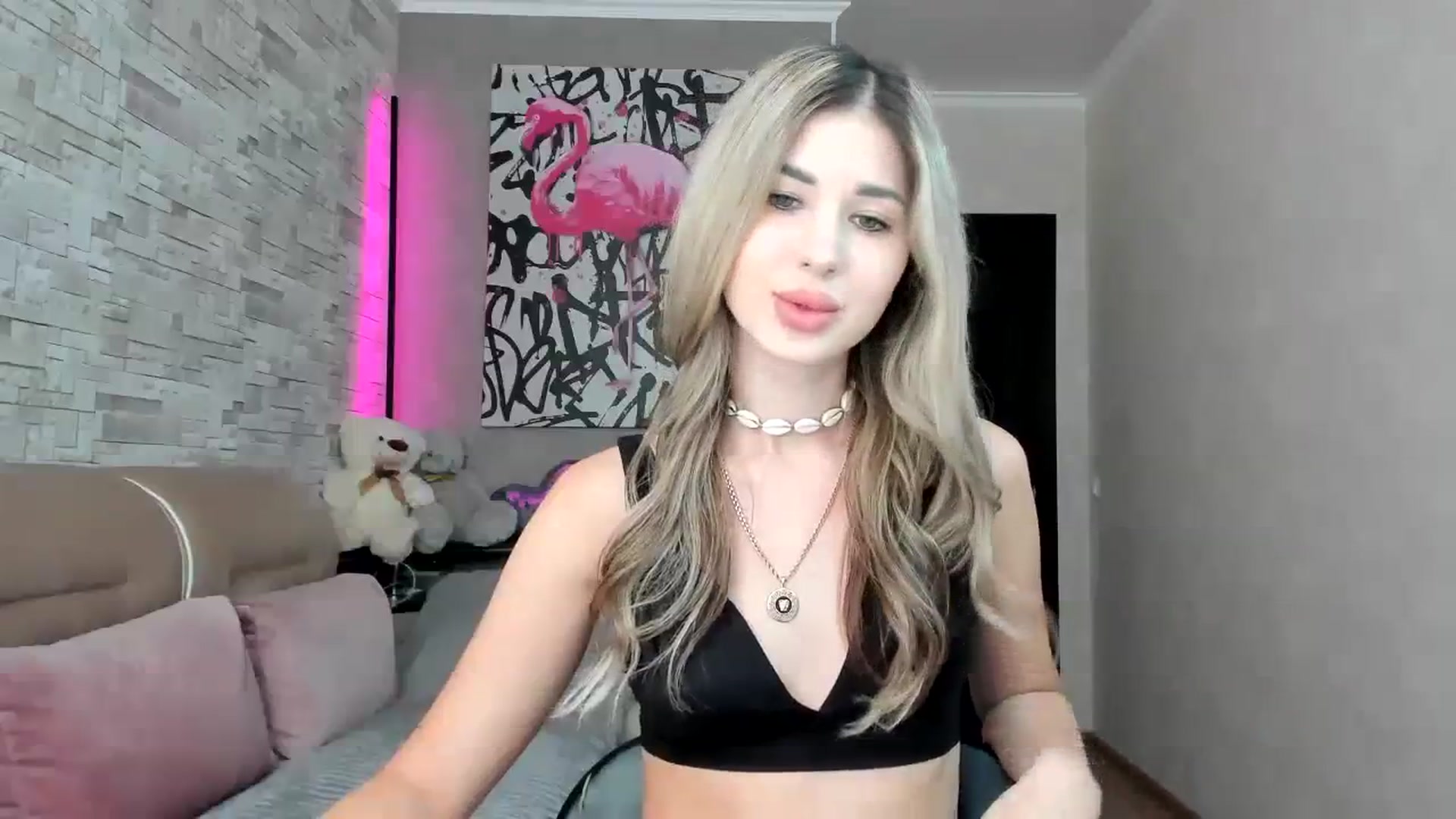 Gallery image thumbnail from Mexika's myfreecams stream on, 08/17/2023, 13:56 image 10 of 20