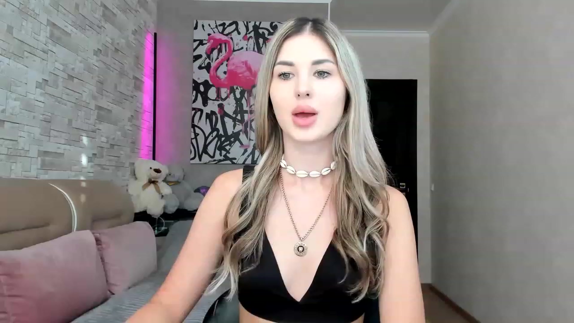 Gallery image thumbnail from Mexika's myfreecams stream on, 08/17/2023, 16:21 image 2 of 20