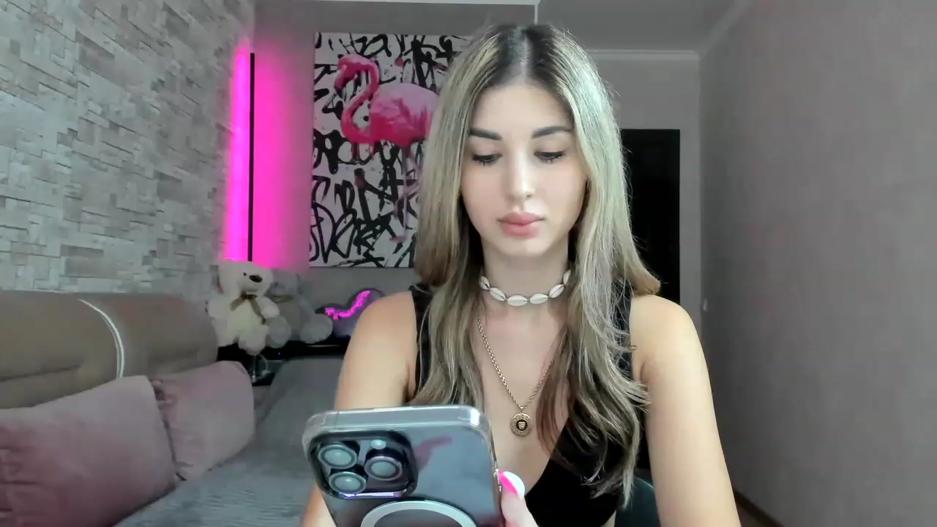 Gallery image thumbnail from Mexika's myfreecams stream on, 08/17/2023, 16:21 image 16 of 20