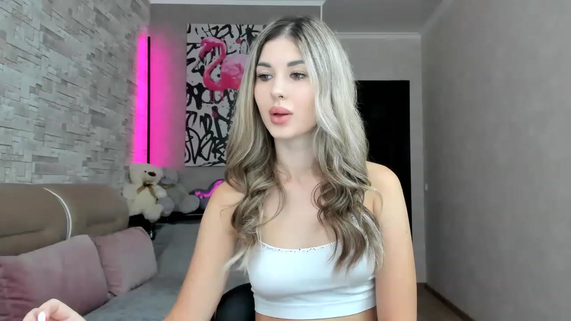 Gallery image thumbnail from Mexika's myfreecams stream on, 08/19/2023, 13:35 image 9 of 20