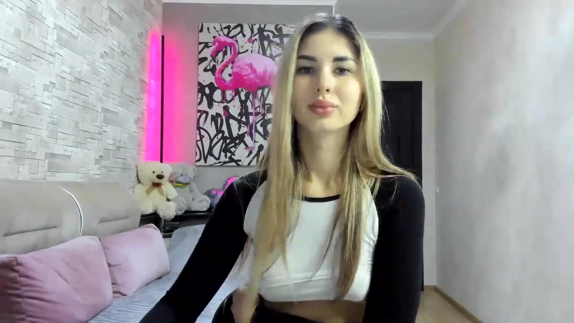 Gallery image thumbnail from Mexika's myfreecams stream on, 11/21/2023, 16:35 image 19 of 20