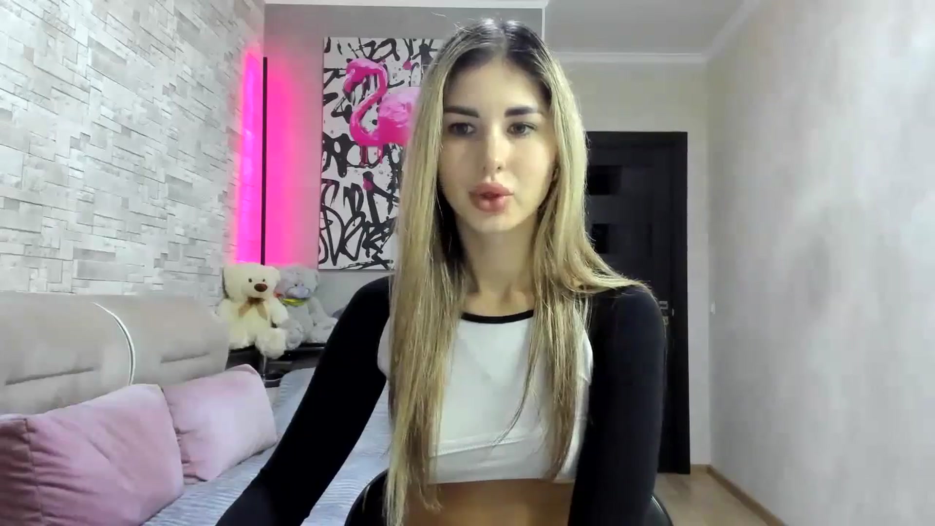 Gallery image thumbnail from Mexika's myfreecams stream on, 11/21/2023, 16:35 image 13 of 20