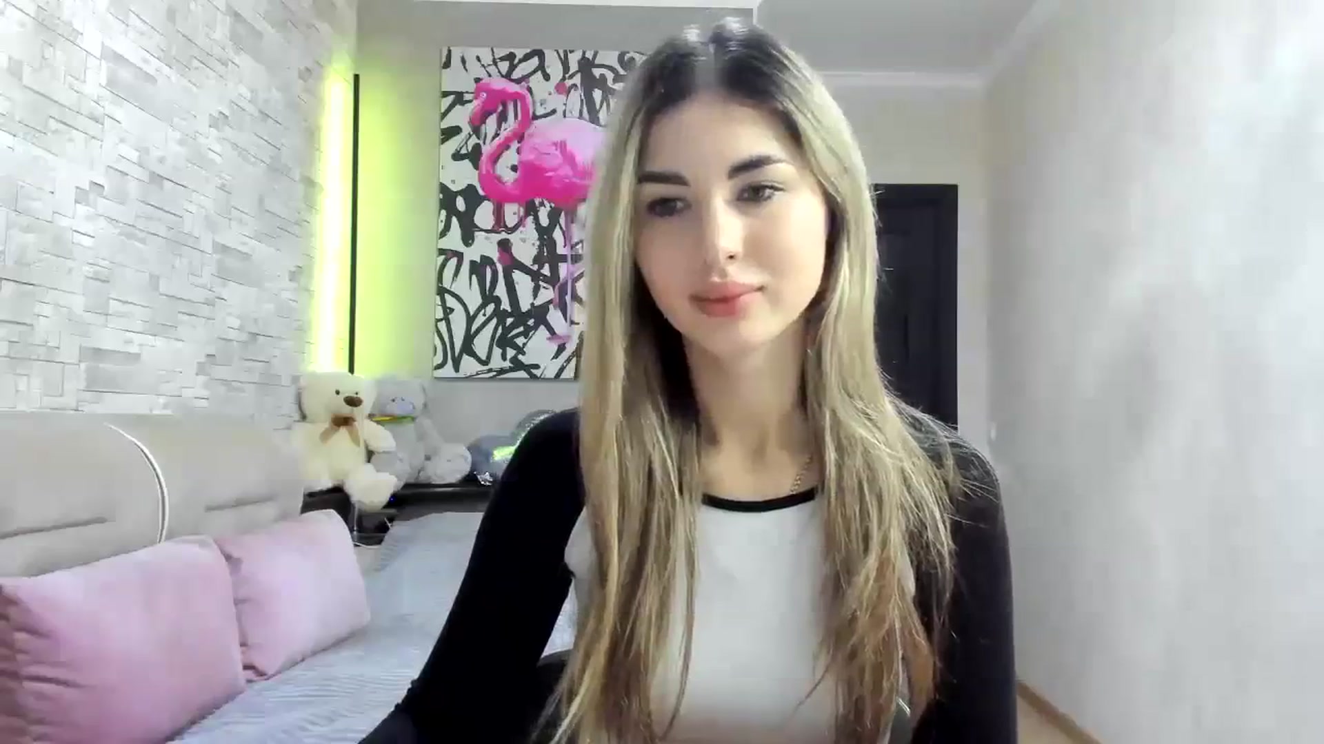 Gallery image thumbnail from Mexika's myfreecams stream on, 12/18/2023, 15:00 image 16 of 20