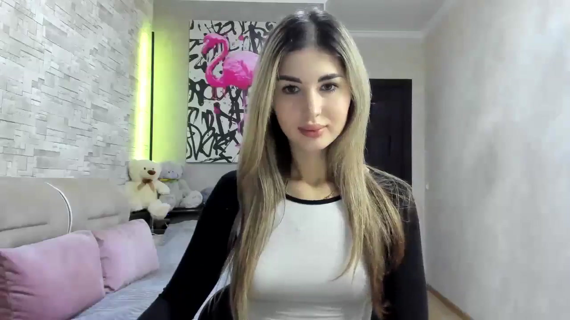 Gallery image thumbnail from Mexika's myfreecams stream on, 12/18/2023, 15:00 image 14 of 20