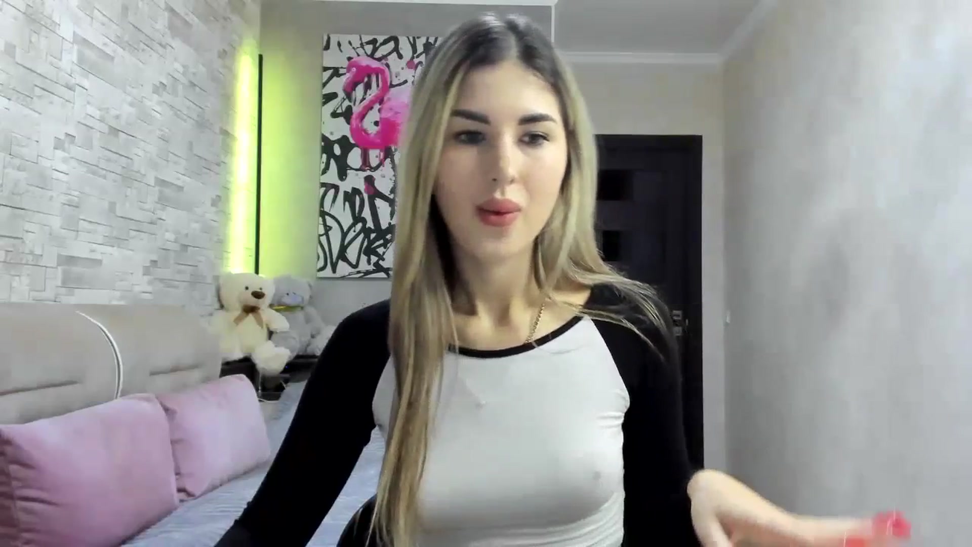 Gallery image thumbnail from Mexika's myfreecams stream on, 12/18/2023, 15:00 image 15 of 20