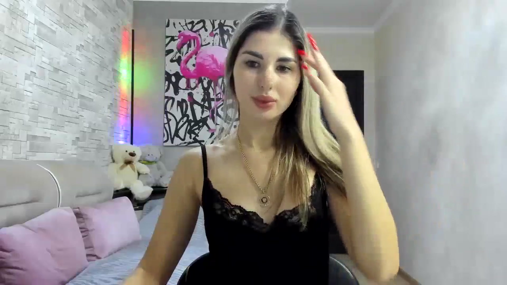 Gallery image thumbnail from Mexika's myfreecams stream on, 12/25/2023, 24:00 image 16 of 20