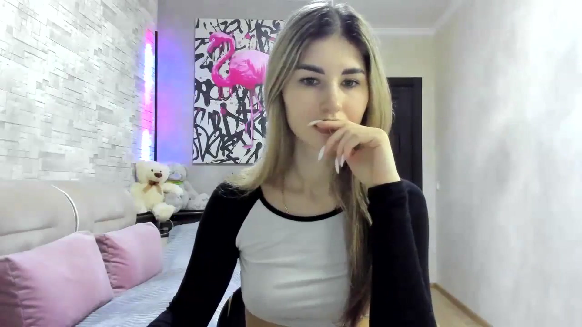 Gallery image thumbnail from Mexika's myfreecams stream on, 02/16/2024, 15:35 image 11 of 20