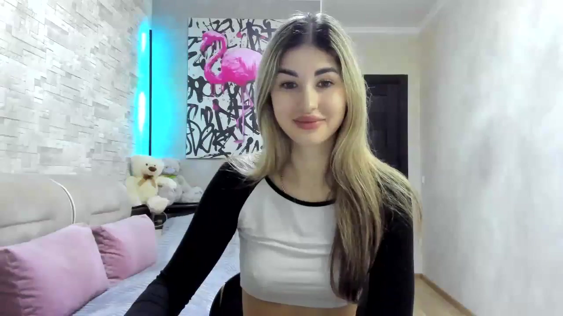 Gallery image thumbnail from Mexika's myfreecams stream on, 02/16/2024, 15:35 image 14 of 20