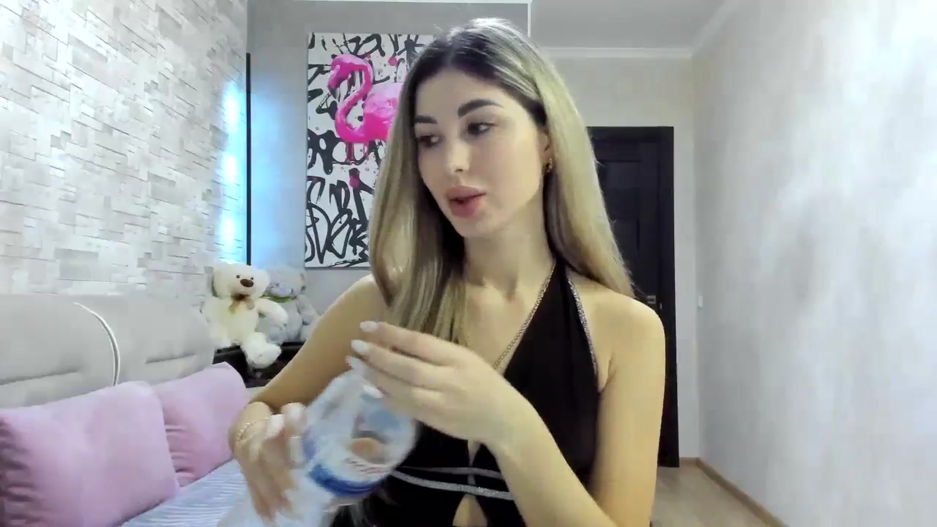 Gallery image thumbnail from Mexika's myfreecams stream on, 02/27/2024, 17:07 image 16 of 20