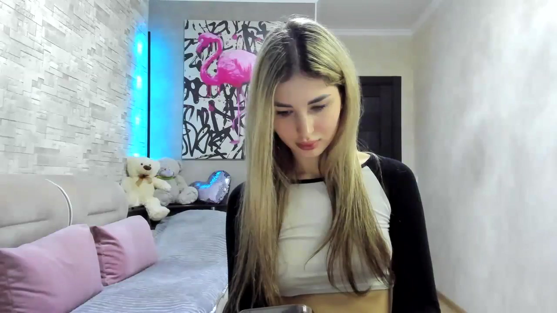 Gallery image thumbnail from Mexika's myfreecams stream on, 03/25/2024, 21:36 image 20 of 20