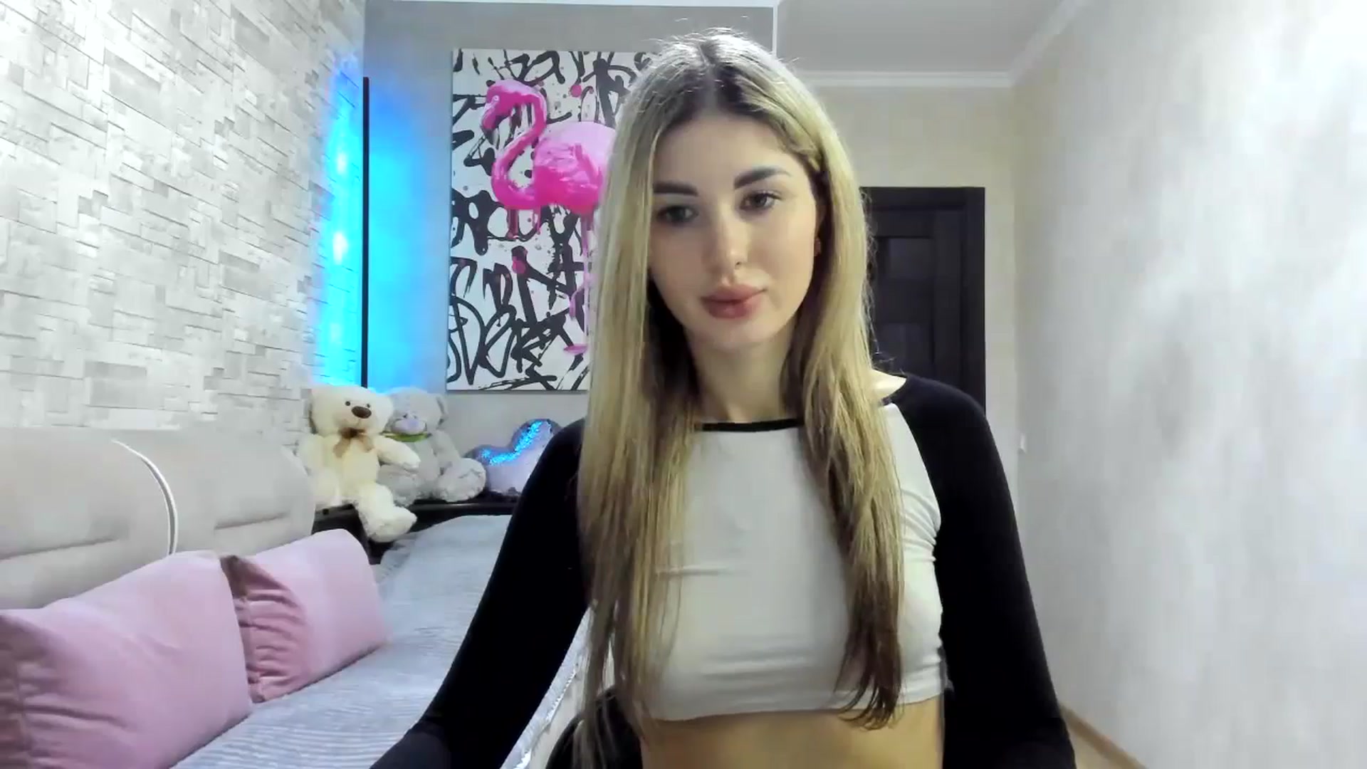 Gallery image thumbnail from Mexika's myfreecams stream on, 03/25/2024, 21:36 image 18 of 20