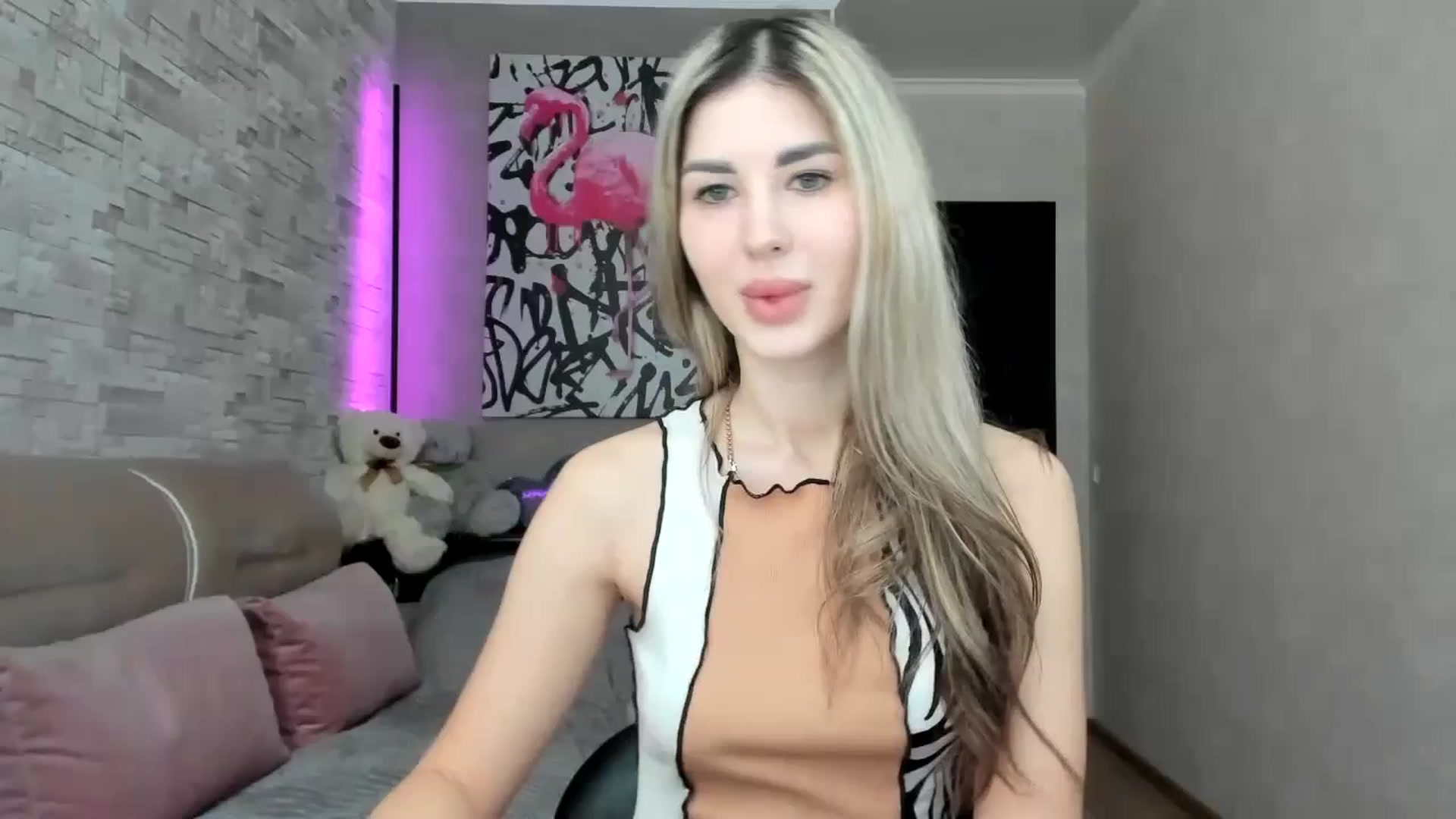 Gallery image thumbnail from Mexika's myfreecams stream on, 04/16/2024, 14:06 image 6 of 20