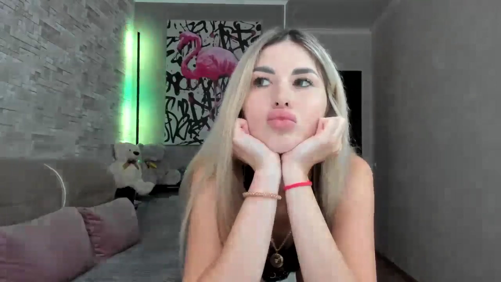 Gallery image thumbnail from Mexika's myfreecams stream on, 07/25/2024, 13:59 image 15 of 20
