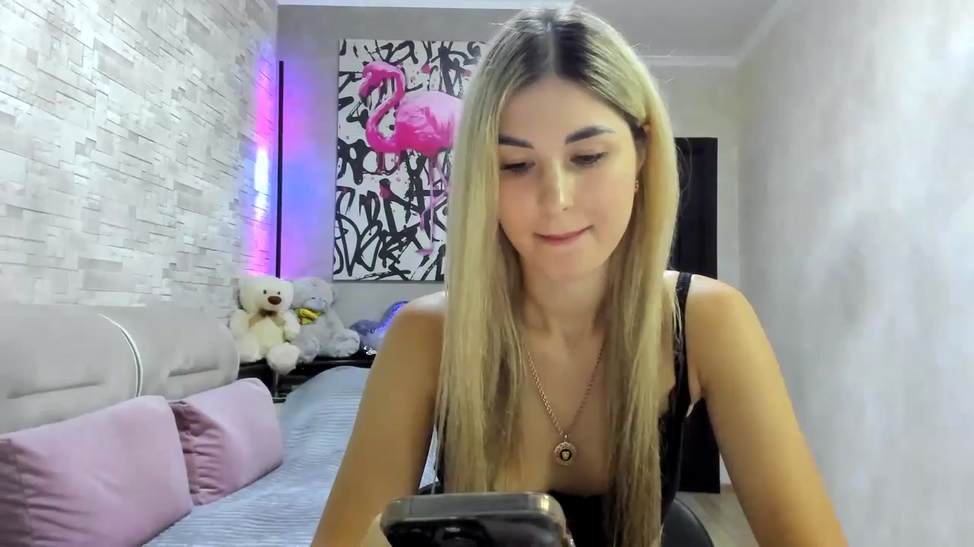 Gallery image thumbnail from Mexika's myfreecams stream on, 08/03/2024, 19:22 image 9 of 20