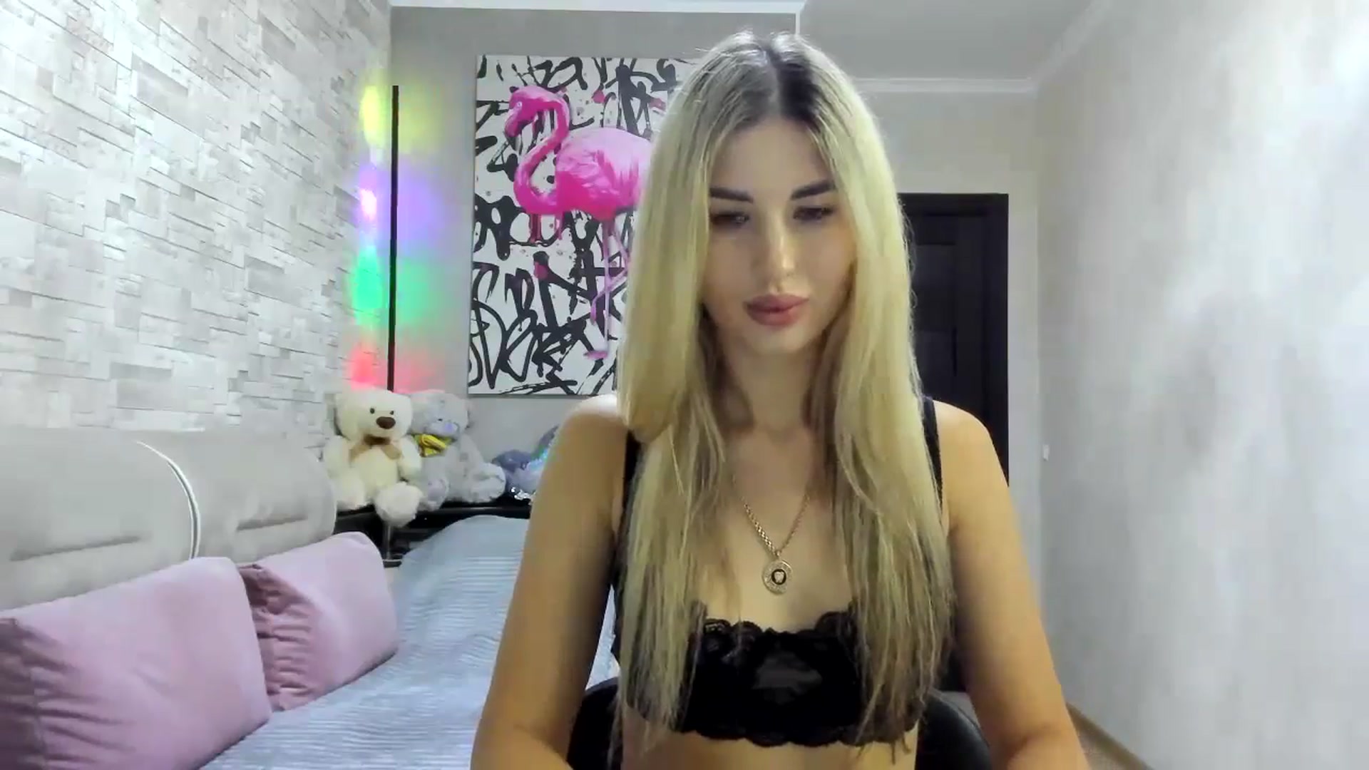 Gallery image thumbnail from Mexika's myfreecams stream on, 08/03/2024, 19:22 image 15 of 20