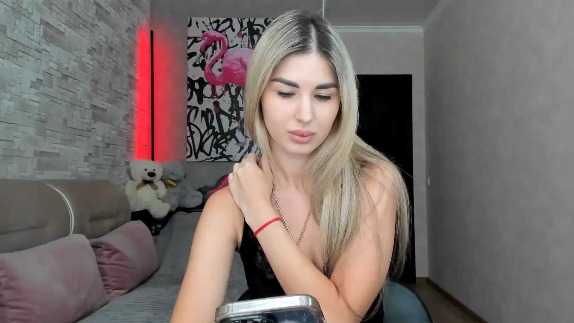 Gallery image thumbnail from Mexika's myfreecams stream on, 08/06/2024, 15:23 image 20 of 20