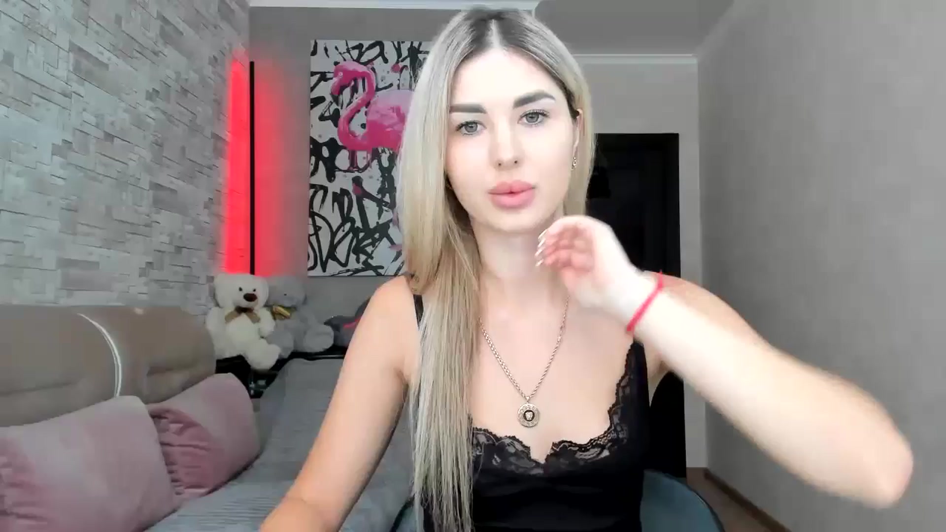 Gallery image thumbnail from Mexika's myfreecams stream on, 08/06/2024, 15:23 image 1 of 20