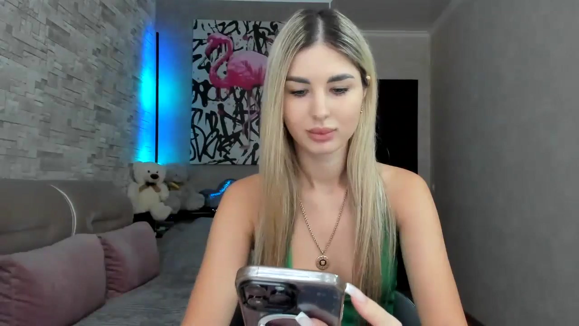 Gallery image thumbnail from Mexika's myfreecams stream on, 08/07/2024, 13:12 image 19 of 20