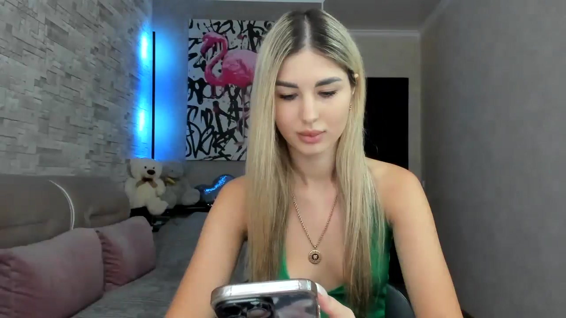 Gallery image thumbnail from Mexika's myfreecams stream on, 08/07/2024, 13:12 image 20 of 20