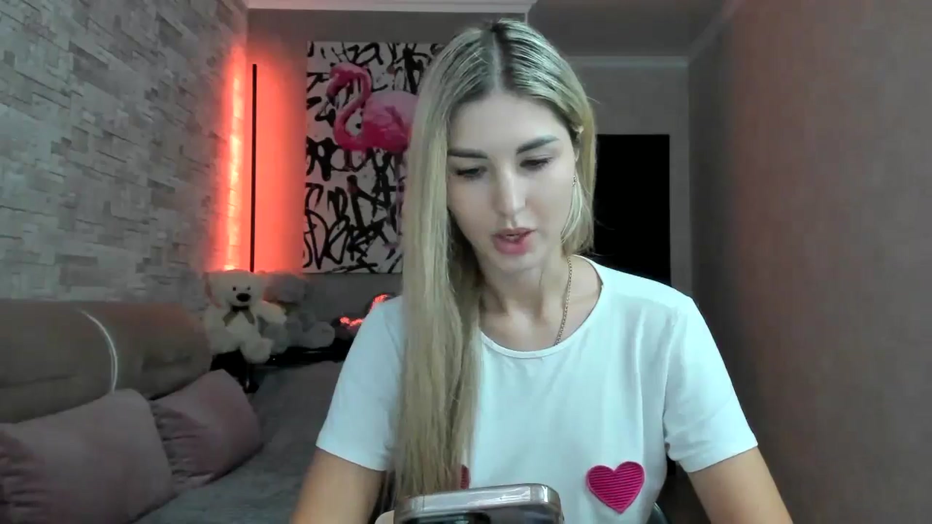 Gallery image thumbnail from Mexika's myfreecams stream on, 08/27/2024, 14:36 image 17 of 20