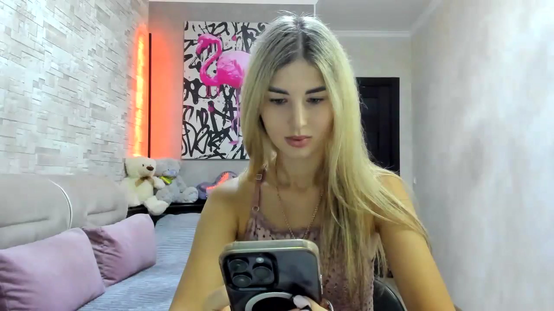 Gallery image thumbnail from Mexika's myfreecams stream on, 08/28/2024, 17:48 image 14 of 20