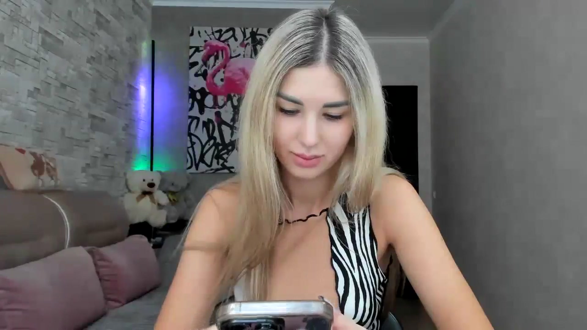 Gallery image thumbnail from Mexika's myfreecams stream on, 09/09/2024, 13:30 image 2 of 20