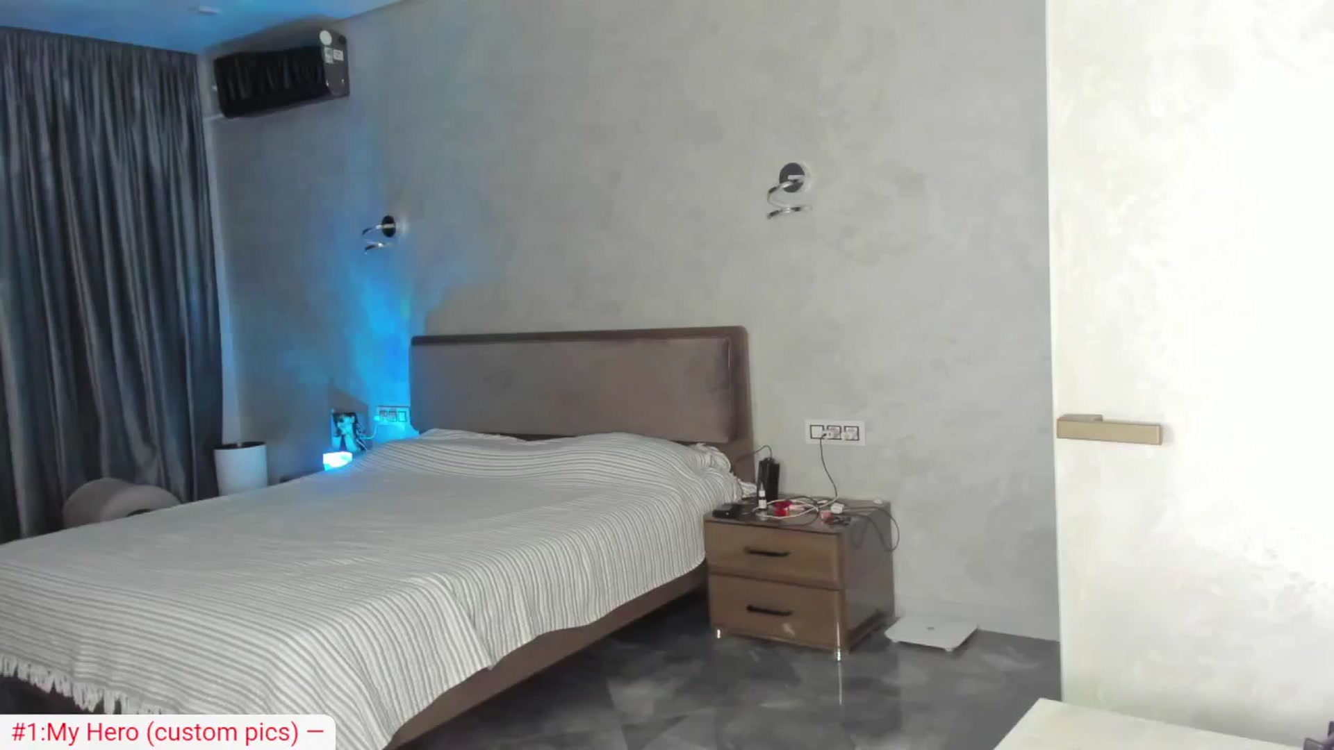 Gallery image thumbnail from MiAmoreK's myfreecams stream on, 04/27/2025, 17:45 image 13 of 20