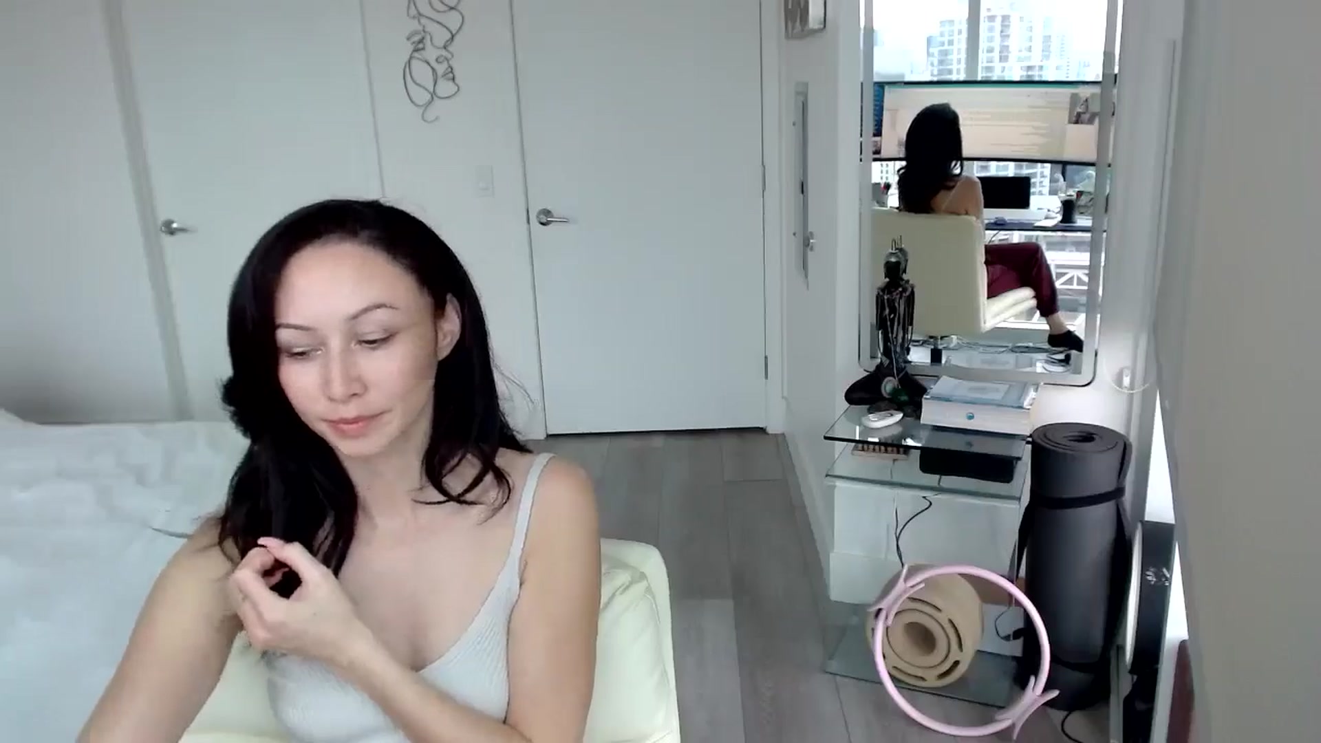 Gallery image thumbnail from MiNNiE_B00M's myfreecams stream on, 03/05/2025, 22:30 image 19 of 20