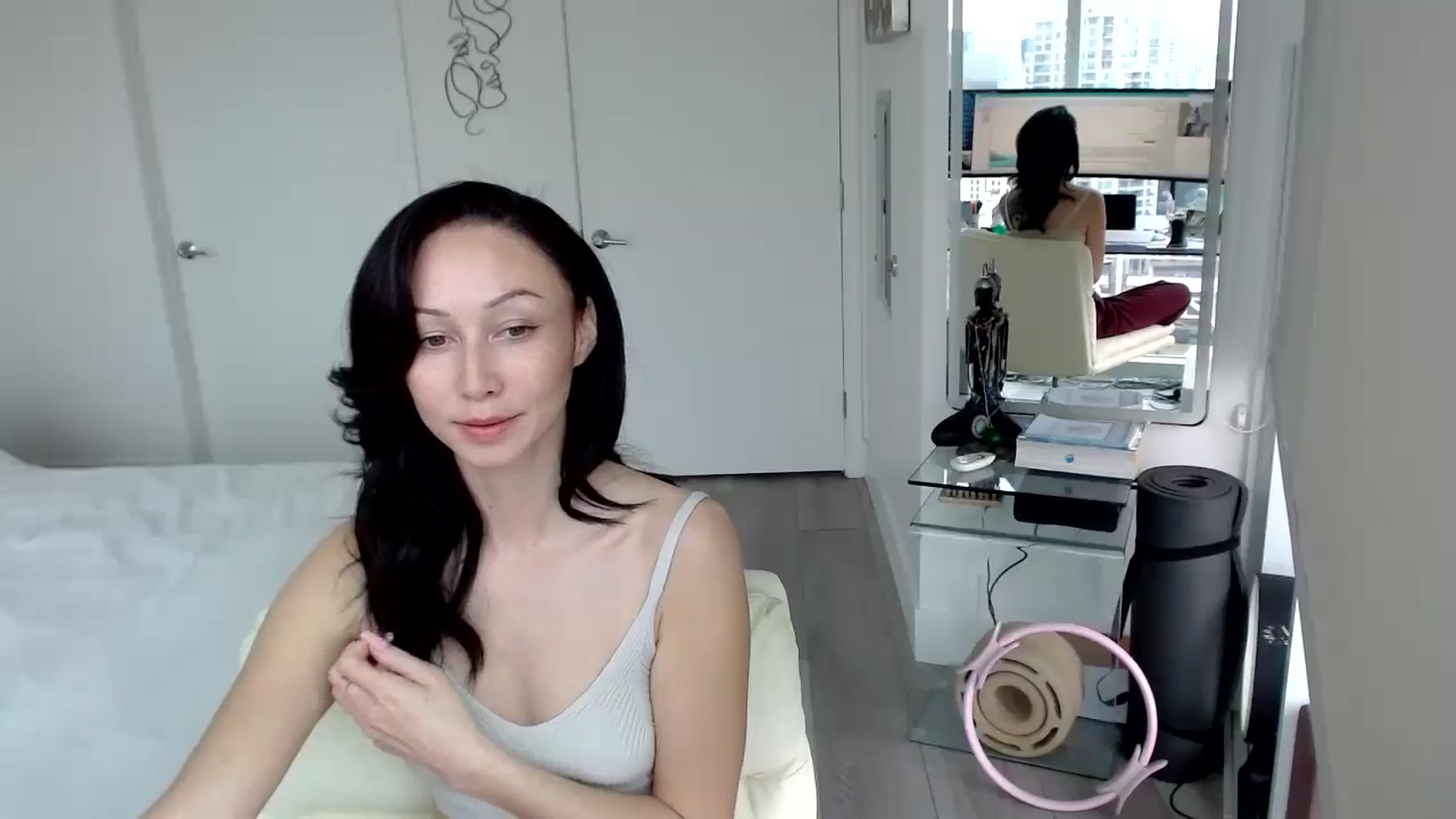 Gallery image thumbnail from MiNNiE_B00M's myfreecams stream on, 03/05/2025, 22:30 image 6 of 20