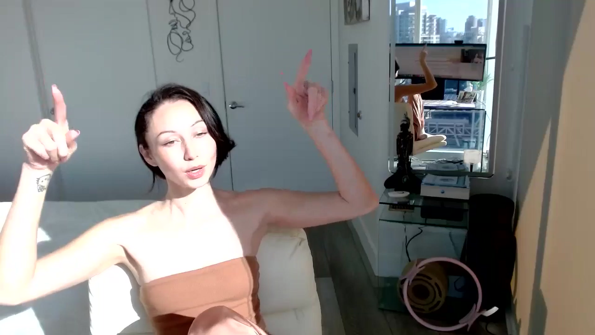 Gallery image thumbnail from MiNNiE_B00M's myfreecams stream on, 03/08/2025, 23:41 image 19 of 20
