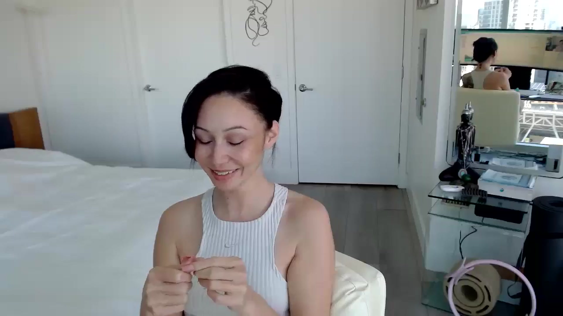 Gallery image thumbnail from MiNNiE_B00M's myfreecams stream on, 03/10/2025, 21:20 image 14 of 20