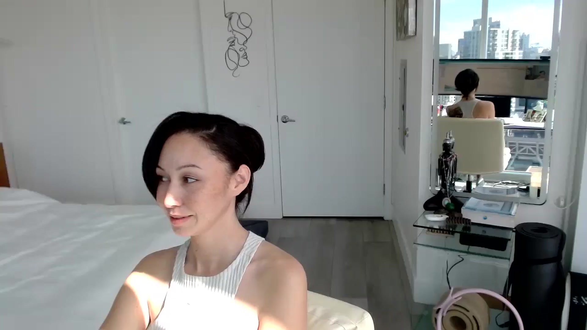 Gallery image thumbnail from MiNNiE_B00M's myfreecams stream on, 03/10/2025, 22:10 image 20 of 20