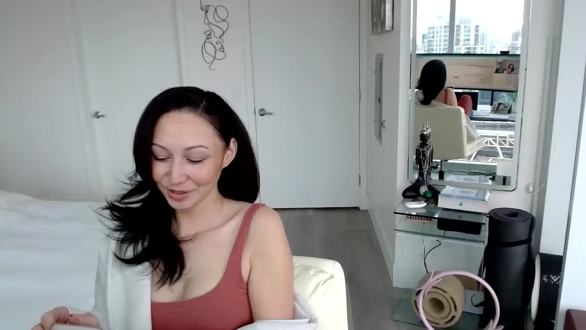 Gallery image thumbnail from MiNNiE_B00M's myfreecams stream on, 03/11/2025, 20:53 image 7 of 20