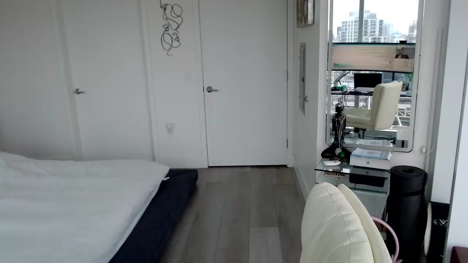 Gallery image thumbnail from MiNNiE_B00M's myfreecams stream on, 03/11/2025, 20:53 image 10 of 20