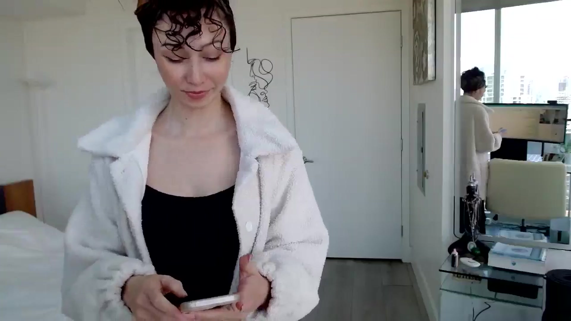 Gallery image thumbnail from MiNNiE_B00M's myfreecams stream on, 03/13/2025, 21:47 image 4 of 20