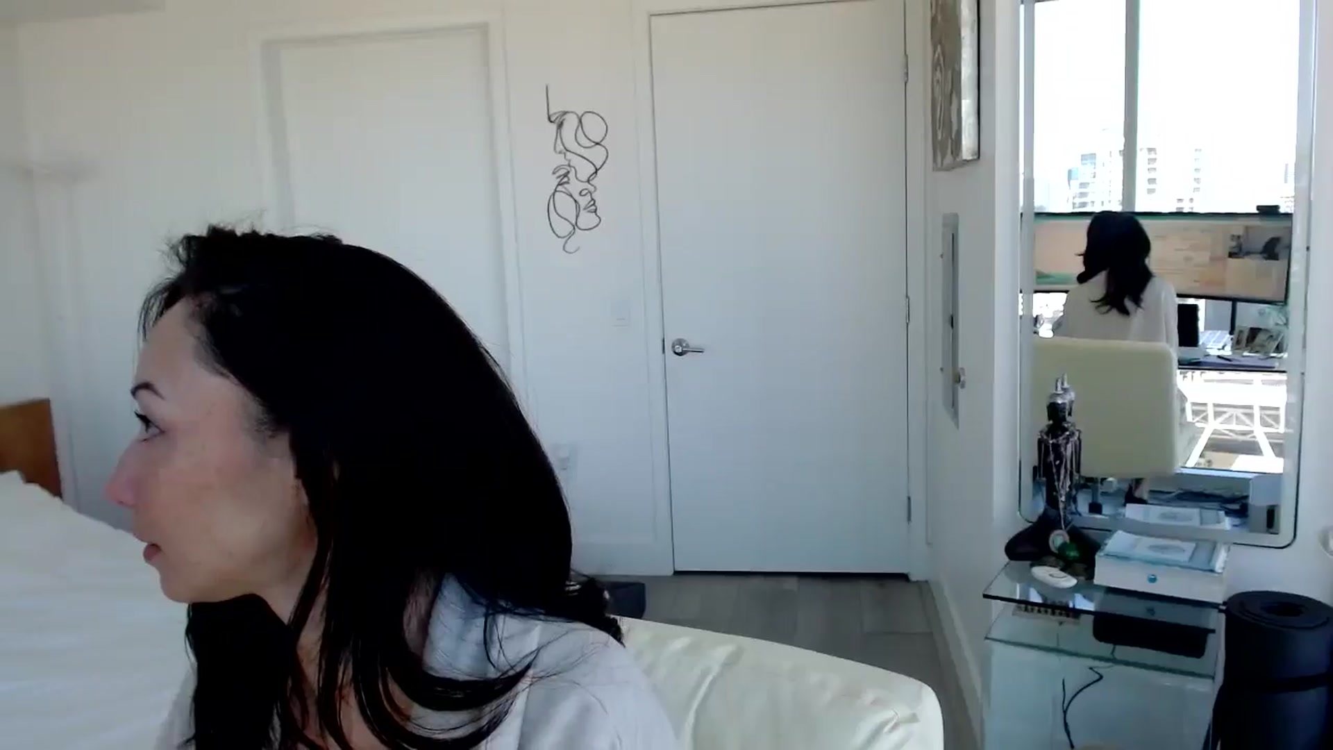 Gallery image thumbnail from MiNNiE_B00M's myfreecams stream on, 03/19/2025, 19:02 image 20 of 20