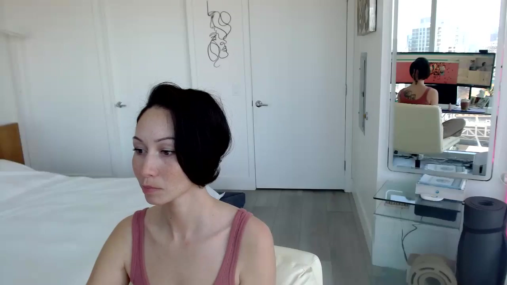 Gallery image thumbnail from MiNNiE_B00M's myfreecams stream on, 03/24/2025, 21:43 image 12 of 20