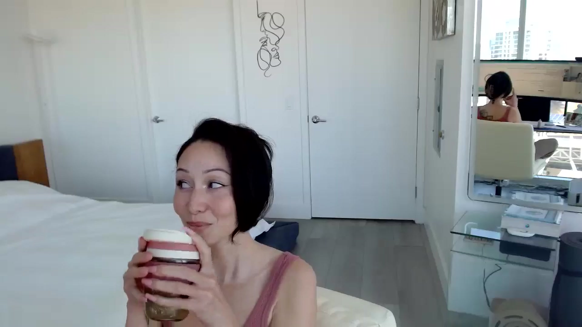 Gallery image thumbnail from MiNNiE_B00M's myfreecams stream on, 03/24/2025, 21:43 image 7 of 20