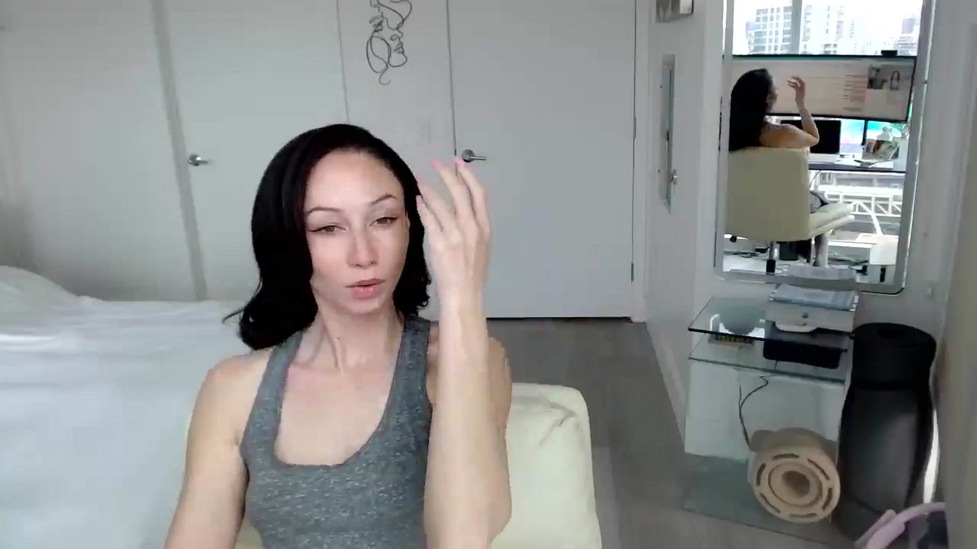Gallery image thumbnail from MiNNiE_B00M's myfreecams stream on, 03/28/2025, 21:27 image 18 of 20