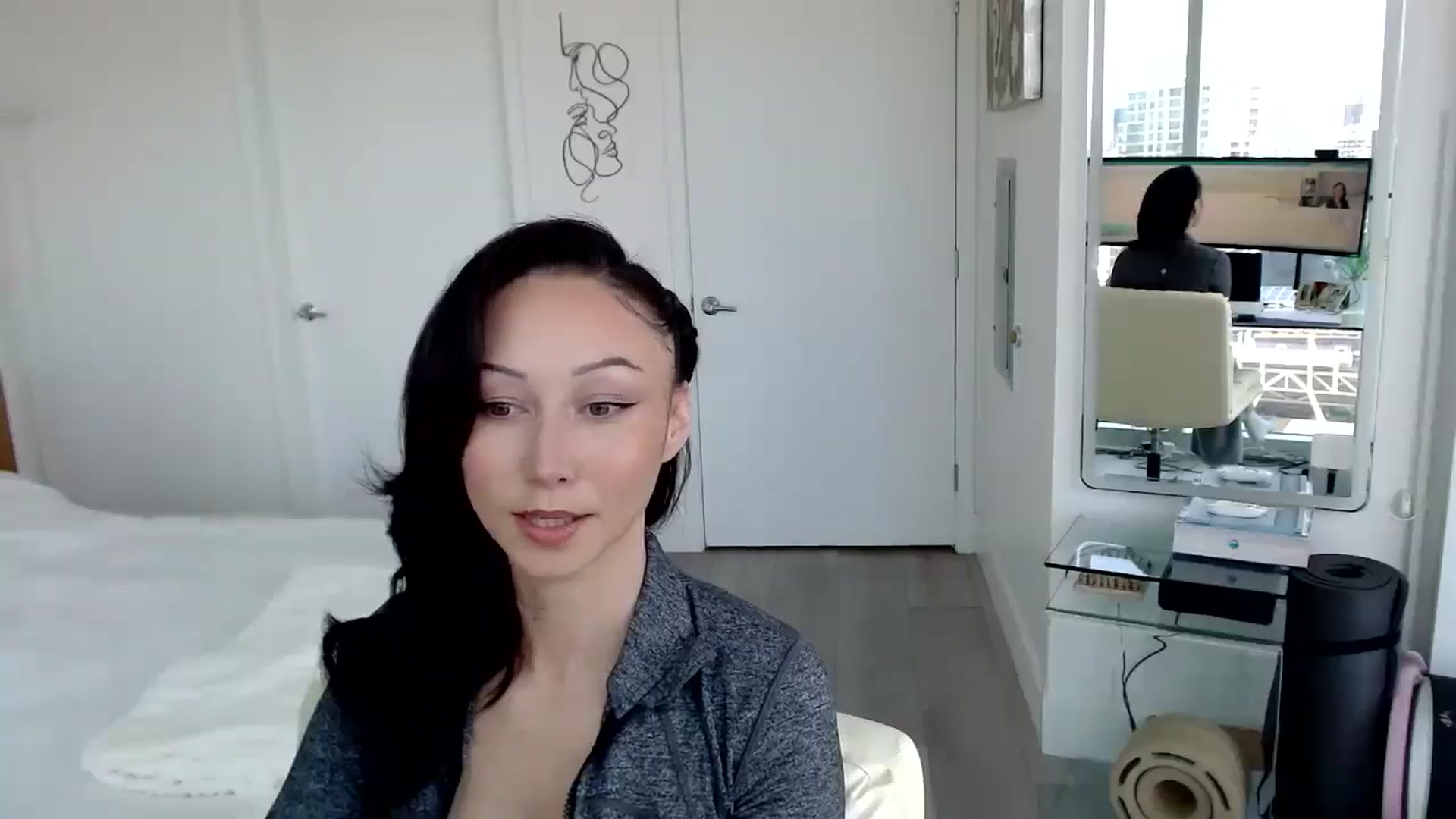 Gallery image thumbnail from MiNNiE_B00M's myfreecams stream on, 04/01/2025, 20:37 image 5 of 20
