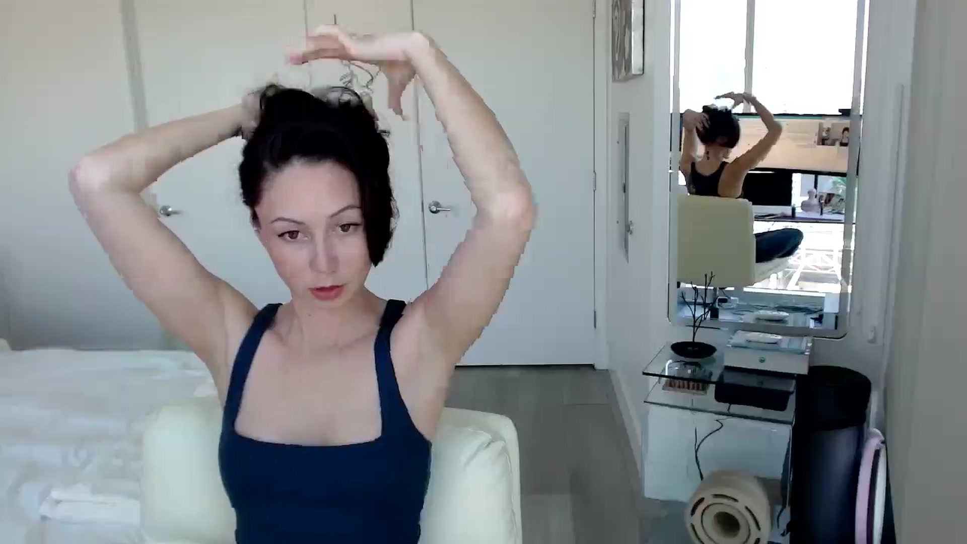 Gallery image thumbnail from MiNNiE_B00M's myfreecams stream on, 04/11/2025, 21:11 image 3 of 20