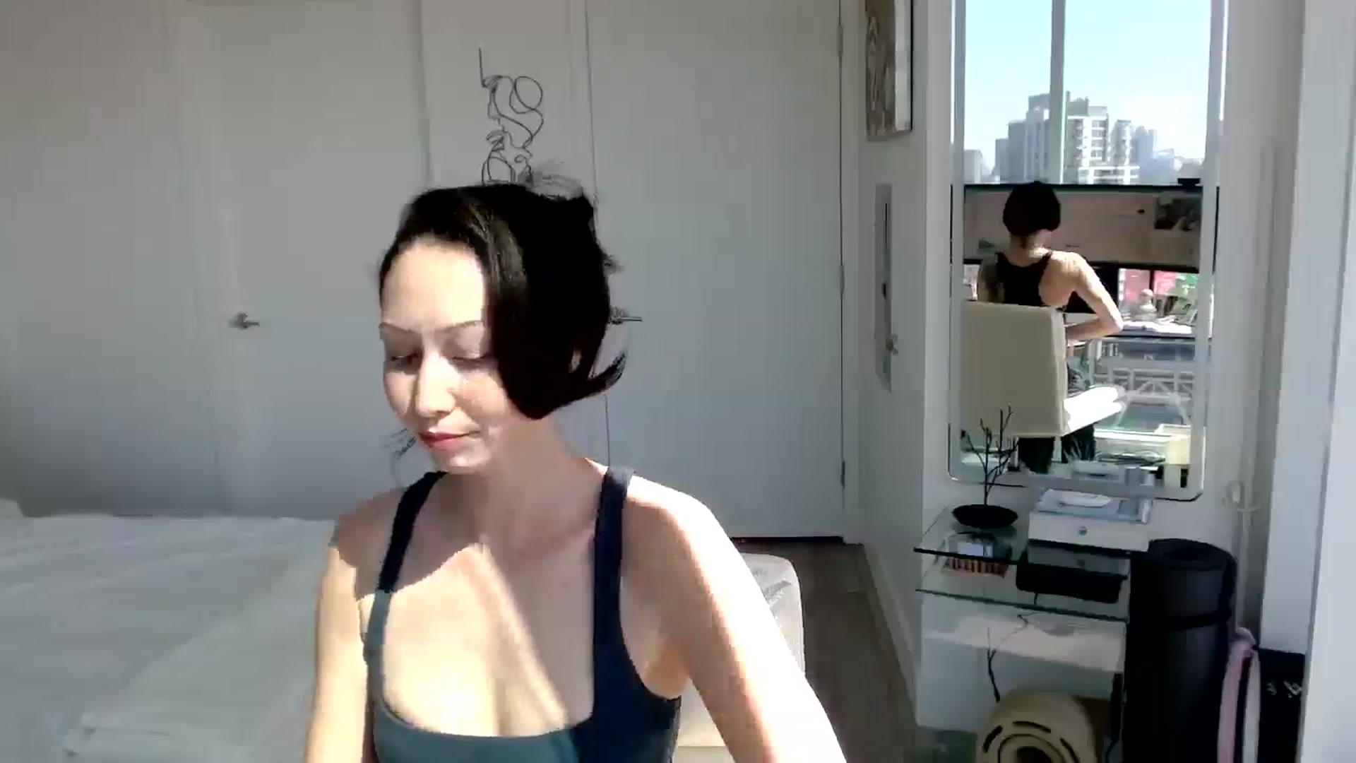 Gallery image thumbnail from MiNNiE_B00M's myfreecams stream on, 04/11/2025, 22:18 image 15 of 20