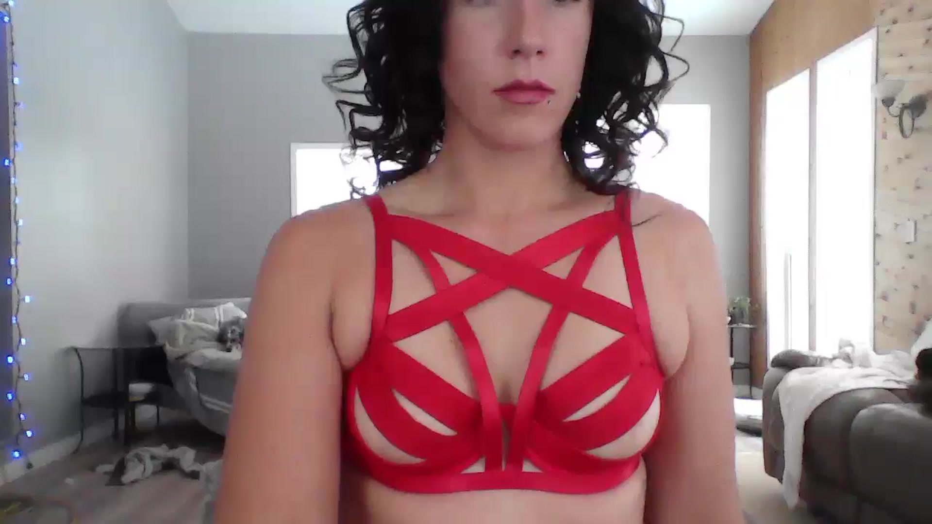 Gallery image thumbnail from MiZMEls's myfreecams stream on, 11/28/2024, 22:08 image 6 of 20
