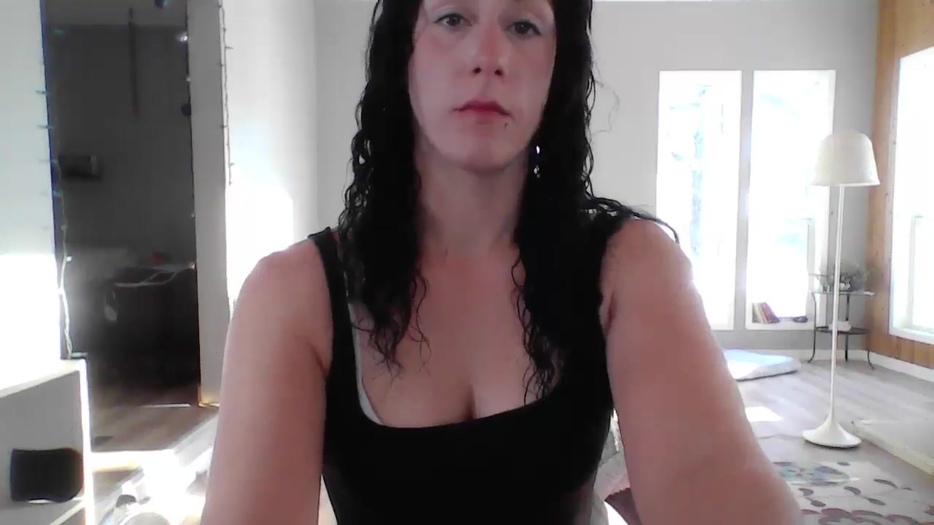 Gallery image thumbnail from MiZMEls's myfreecams stream on, 12/16/2024, 19:10 image 2 of 20