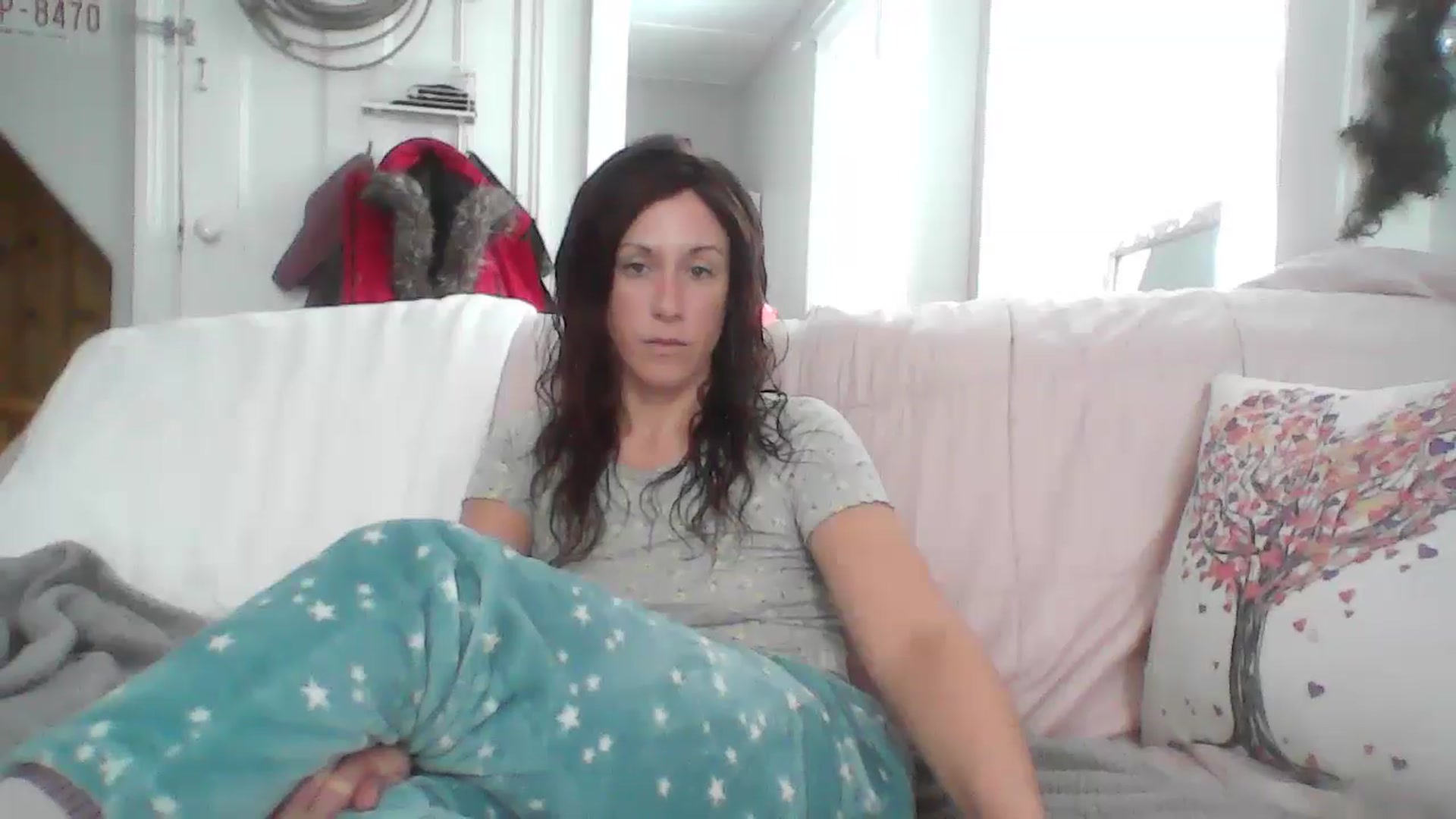 Gallery image thumbnail from MiZMEls's myfreecams stream on, 01/22/2026, 16:54 image 5 of 20